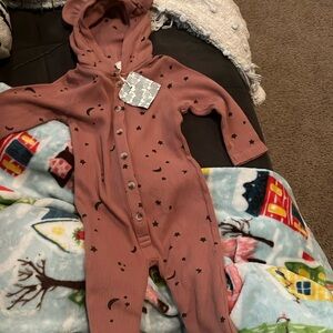 B22 Kate Quinn (2022) Waffle Thermal Material Bear Eared Hooded Unionsuit
